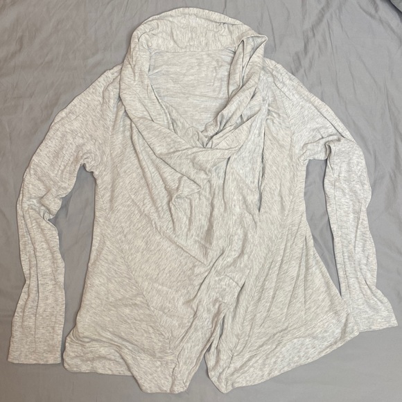 Alo wrap heather gray medium wrap cardigan - Picture 1 of 6